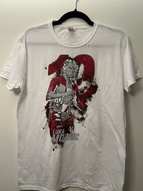 Luka Modrić White Graphic Tee - Red Accents